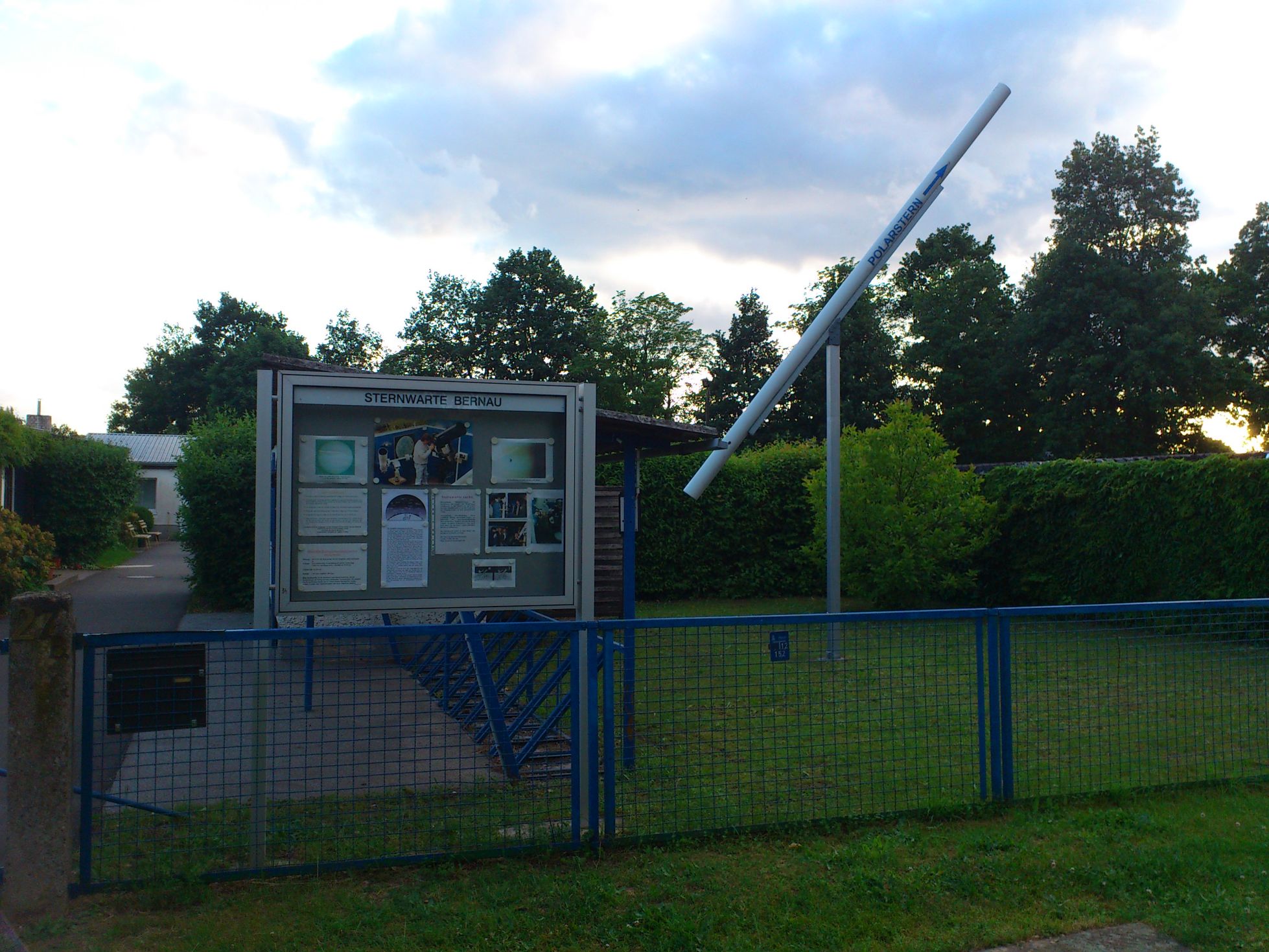 Eingang Schaukasten Polrohr